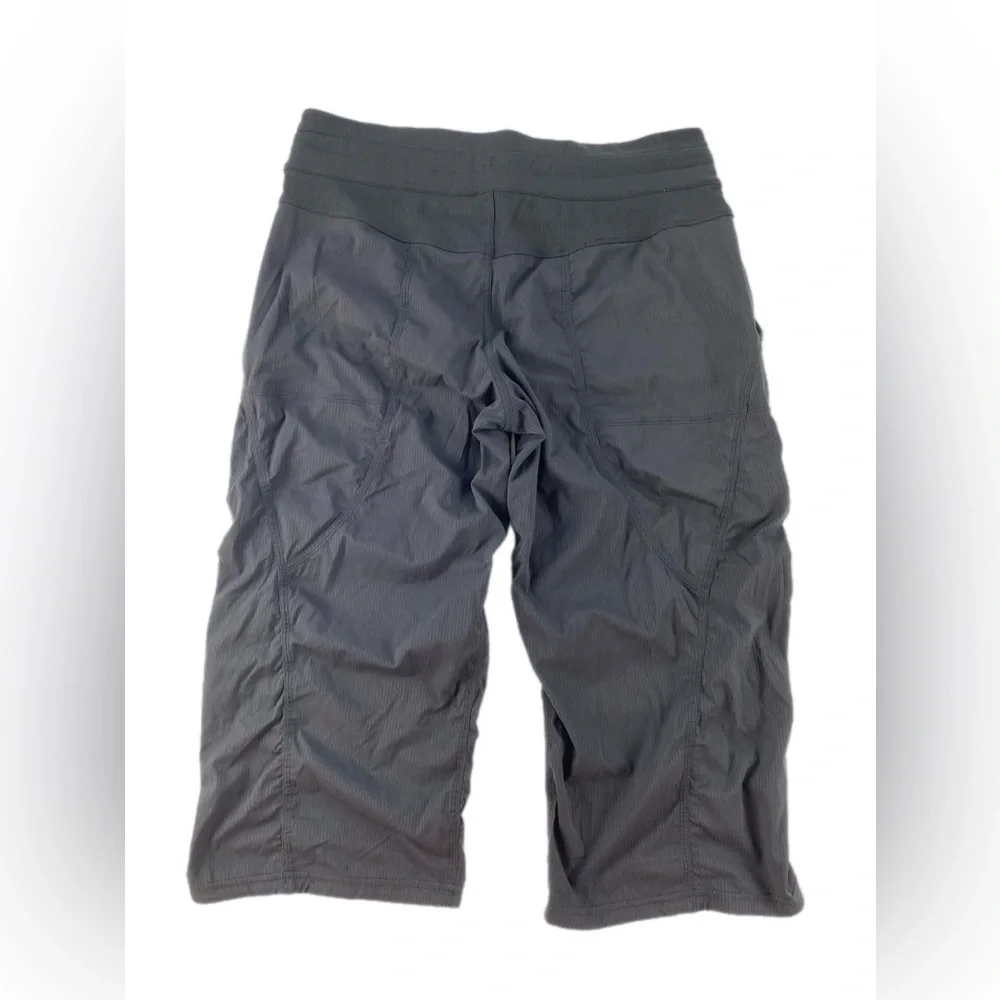 Lululemon Studio Crop size 10 Black - Picture 14 of 16